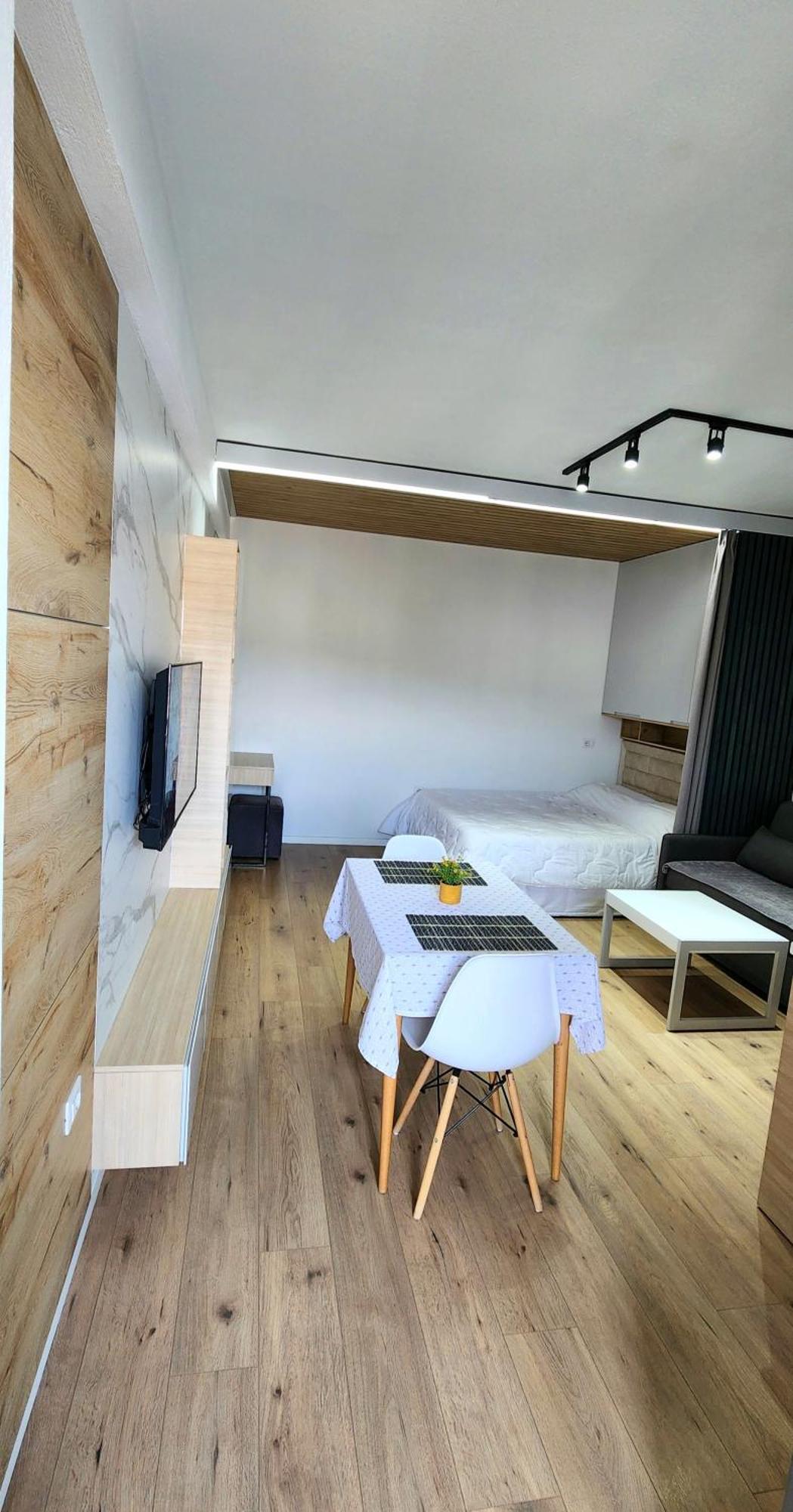 Avalona Apartment 1 Vlore Exterior photo